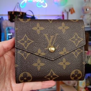 Vintage Louis VUITTON monogram canvas Elise compact wallet